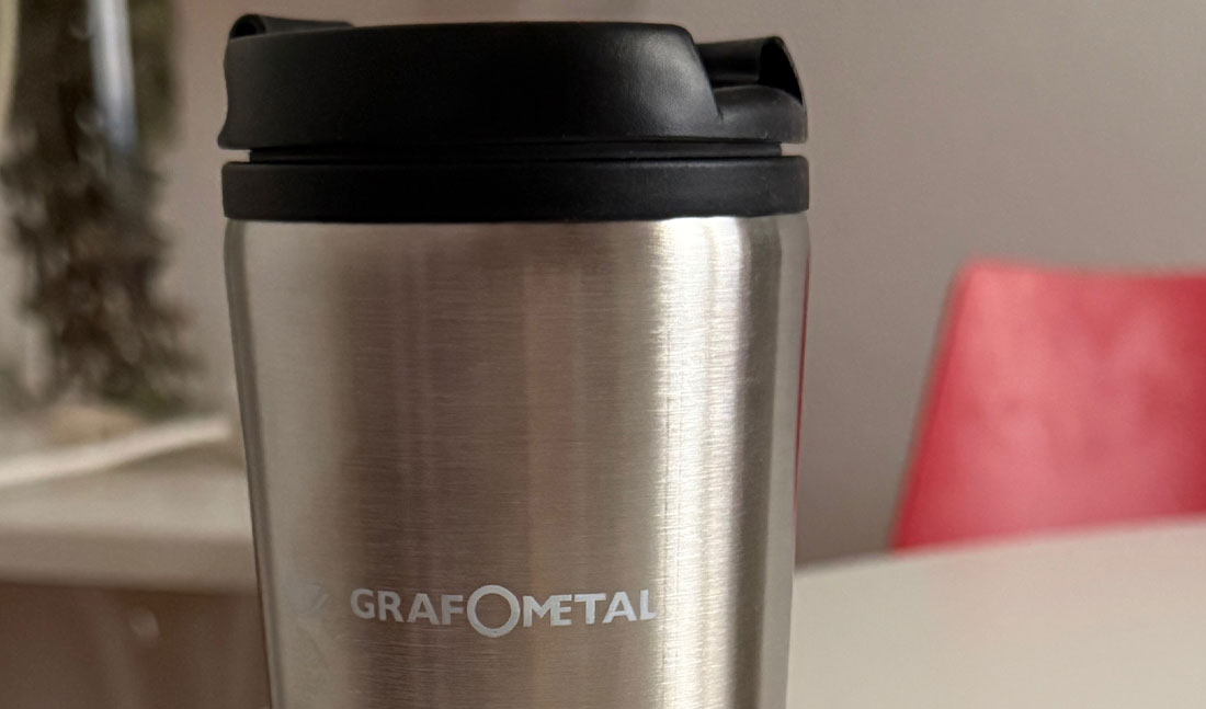 Vasos térmicos personalizados para Grafometal