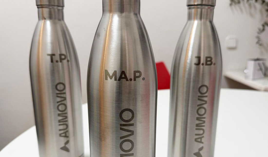 Botellas térmicas para los trabajadores de Aumovio
