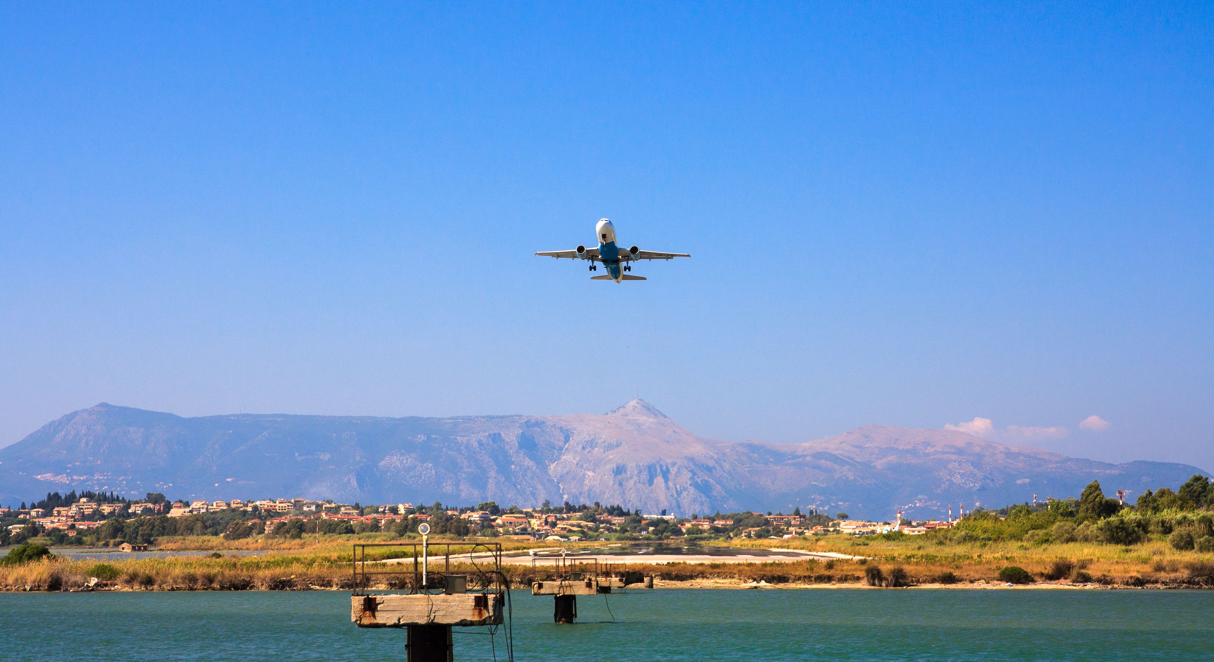Verão 2026: Portugal regista mais passageiros nos aeroportos nacionais, mas menos perturbações nos voos 